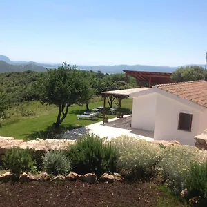 Lu Nidu Hébergement de vacances